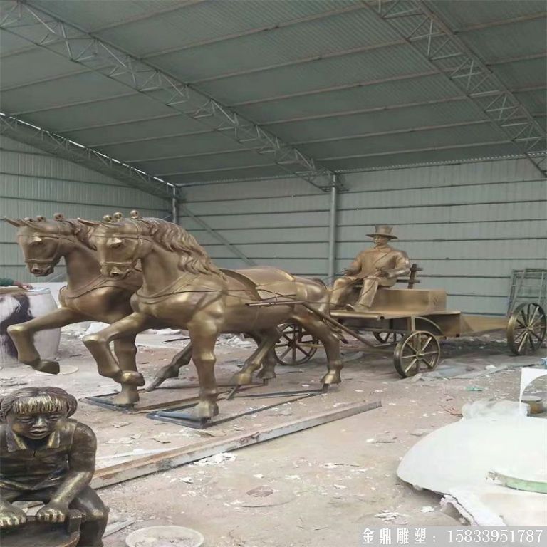 玻璃钢仿铜马车雕塑,马车雕塑定做,啤酒节马车雕塑7
