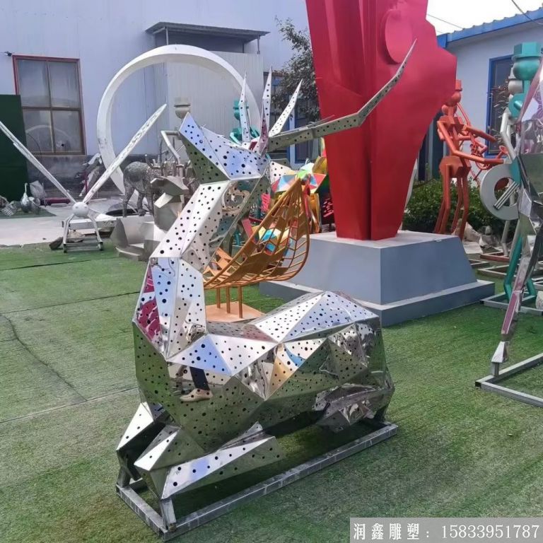不锈钢冲孔鹿雕塑，发光系列