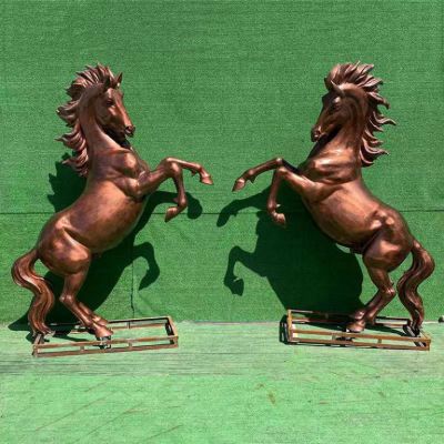 铜雕马雕塑景观 动物铜马雕塑案例